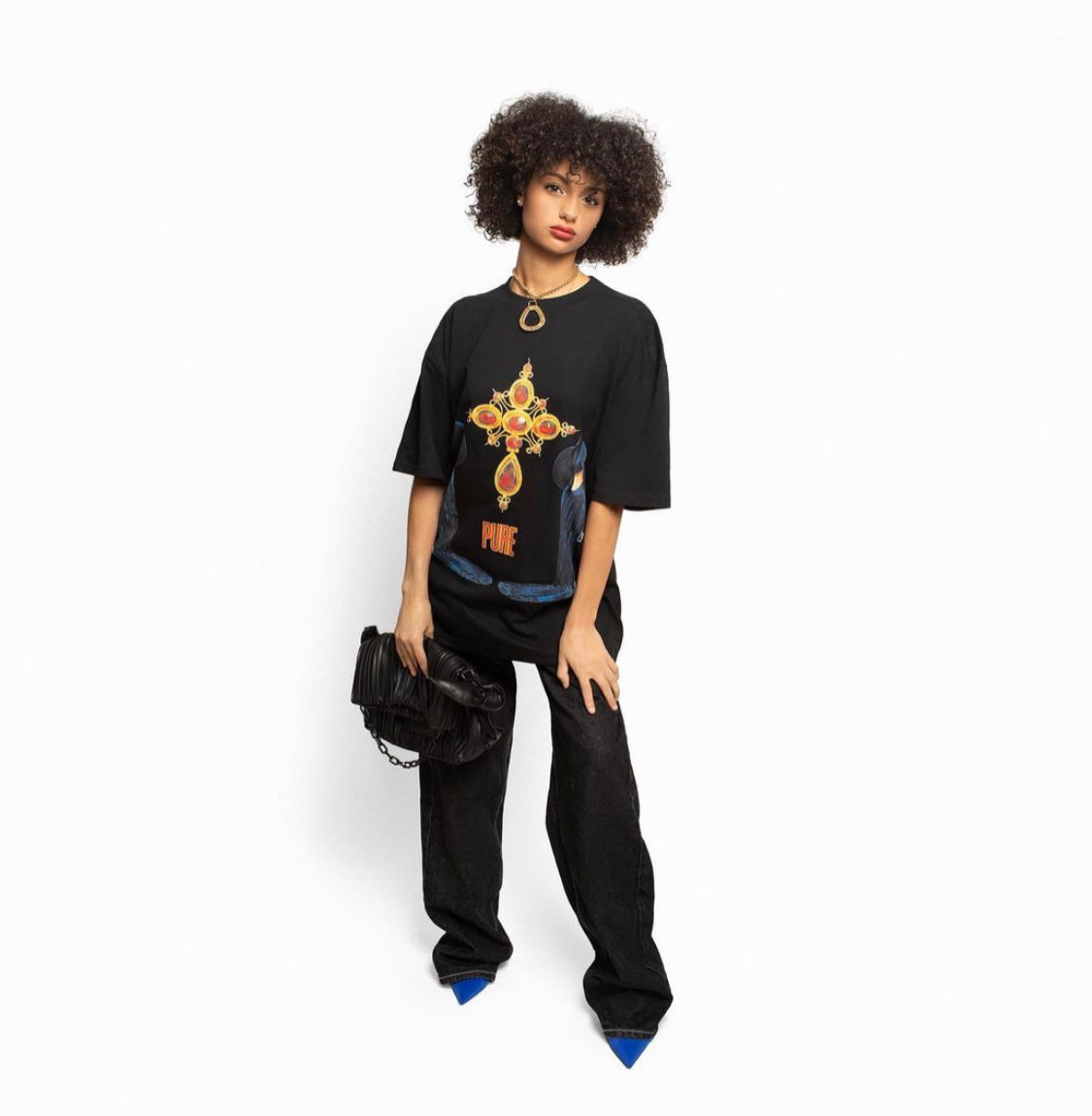 tee-shirt cross red